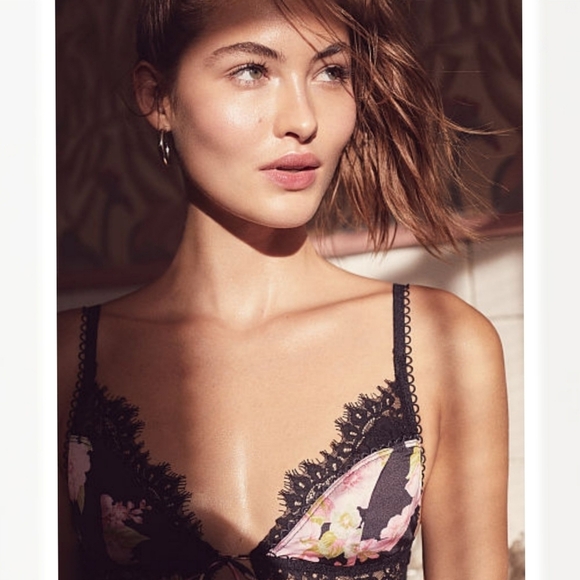 For Love & Lemons ✦ Melrose Bra ✦ Scalloped Lace Picot Straps Black L NWT - Picture 1 of 6